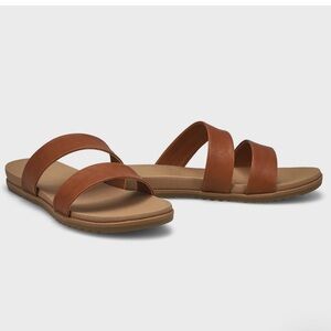 NWOT Soft Moc Marianne Double Strap Sandals